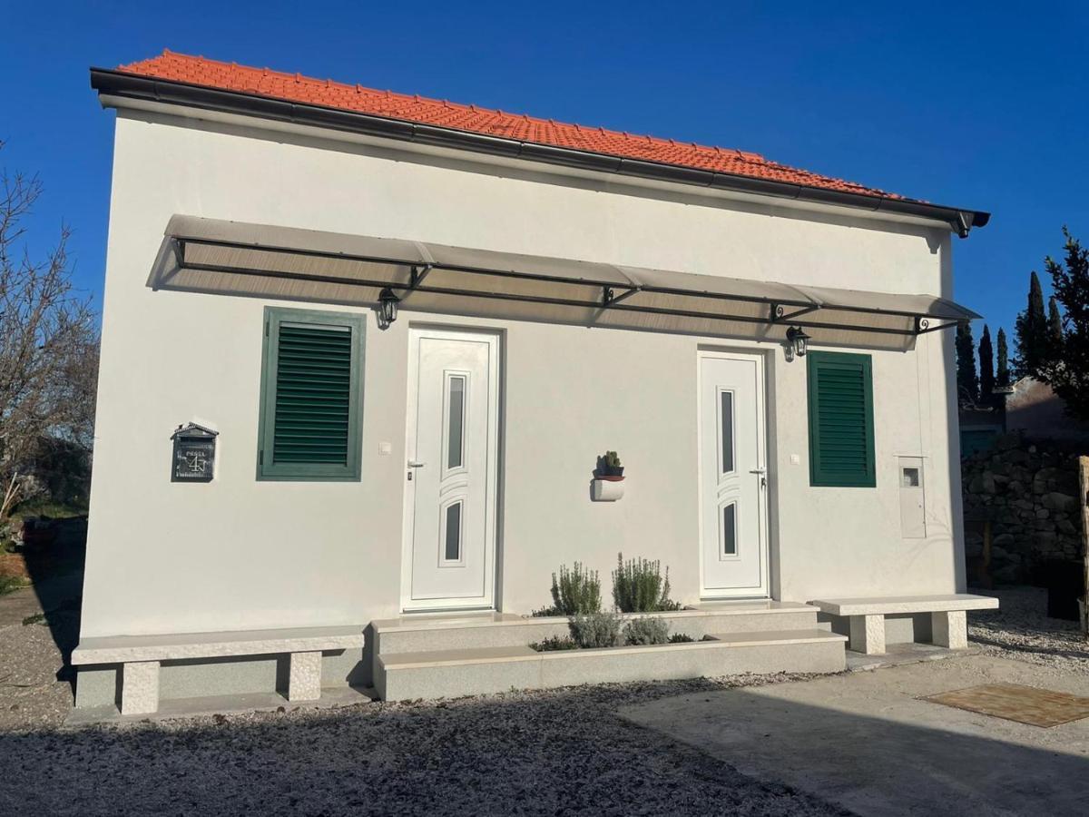 Studio Apartment Dona Trogir Extérieur photo