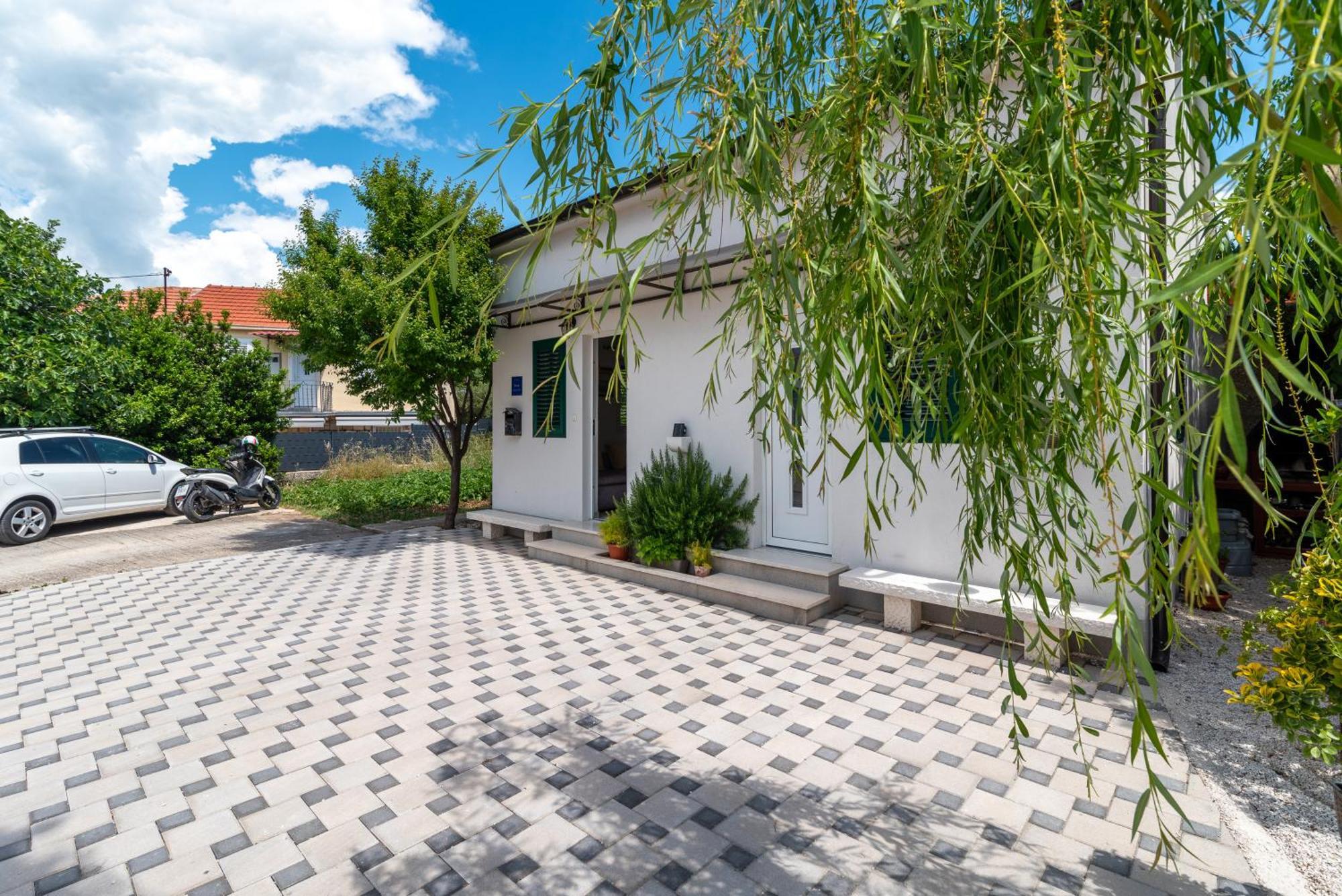 Studio Apartment Dona Trogir Extérieur photo