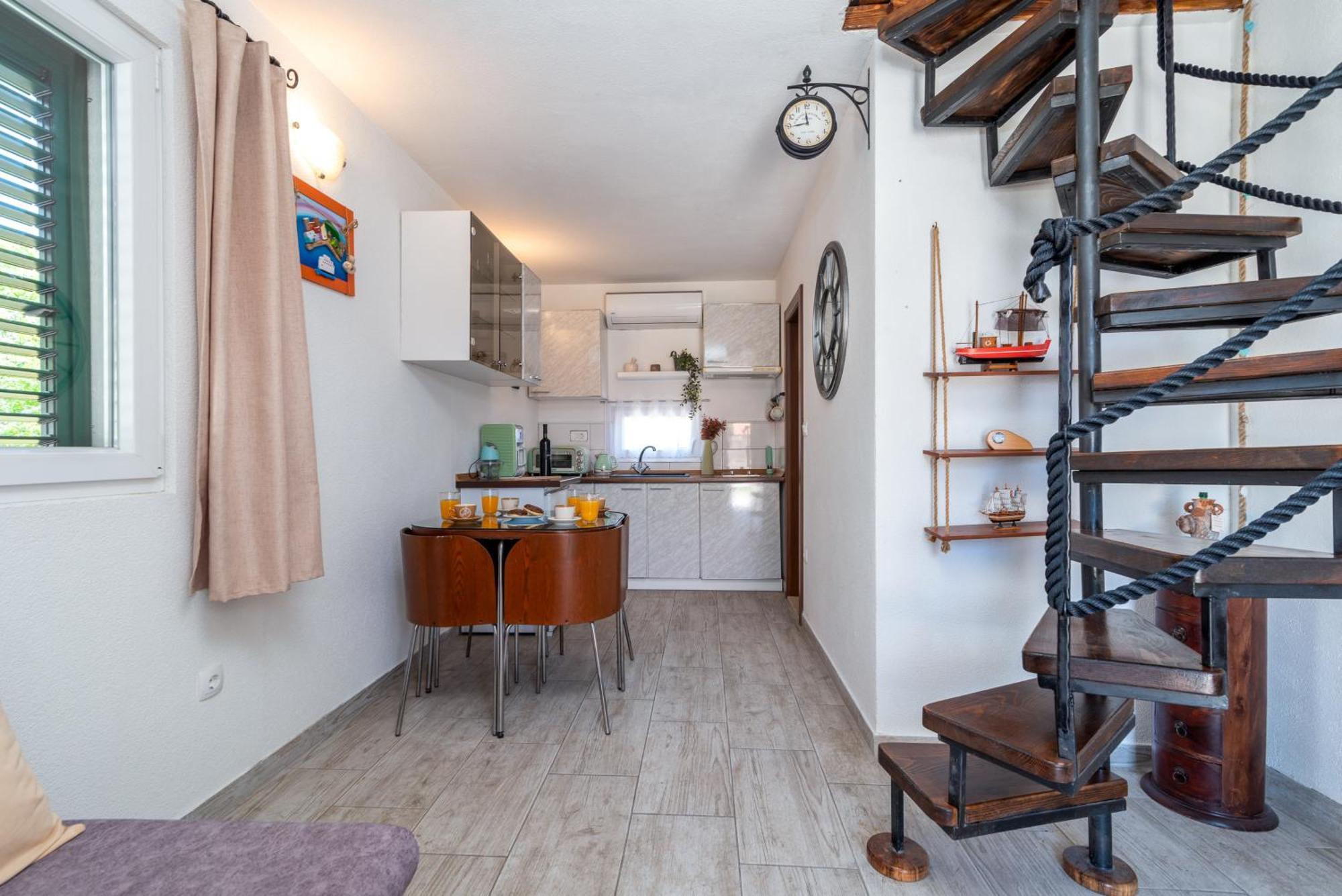 Studio Apartment Dona Trogir Extérieur photo