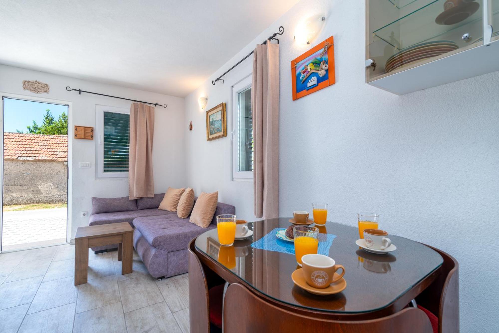 Studio Apartment Dona Trogir Extérieur photo